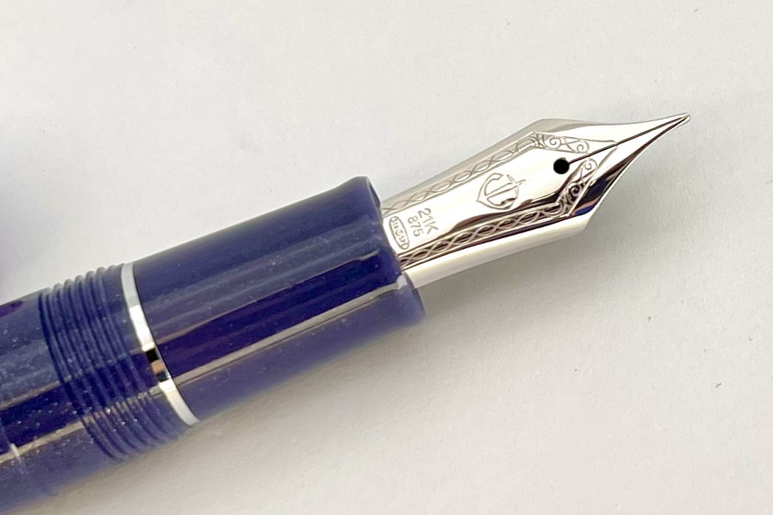 SailorSEProfessionalGearStormOvertheOceanFP_L